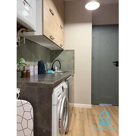 Habitación en casa particular Sir Yodington - 15 Minutes To Old Town & Seaside & Airport *